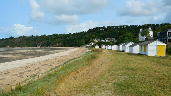 Découvrez les offres imbattables de location de roulottes : comparez pour économiser dès maintenant